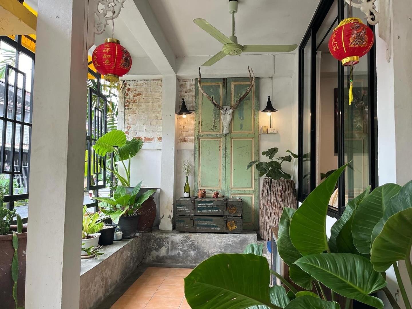 Auntie & Niece Phuket Apartman Ban Sam Kong Kültér fotó