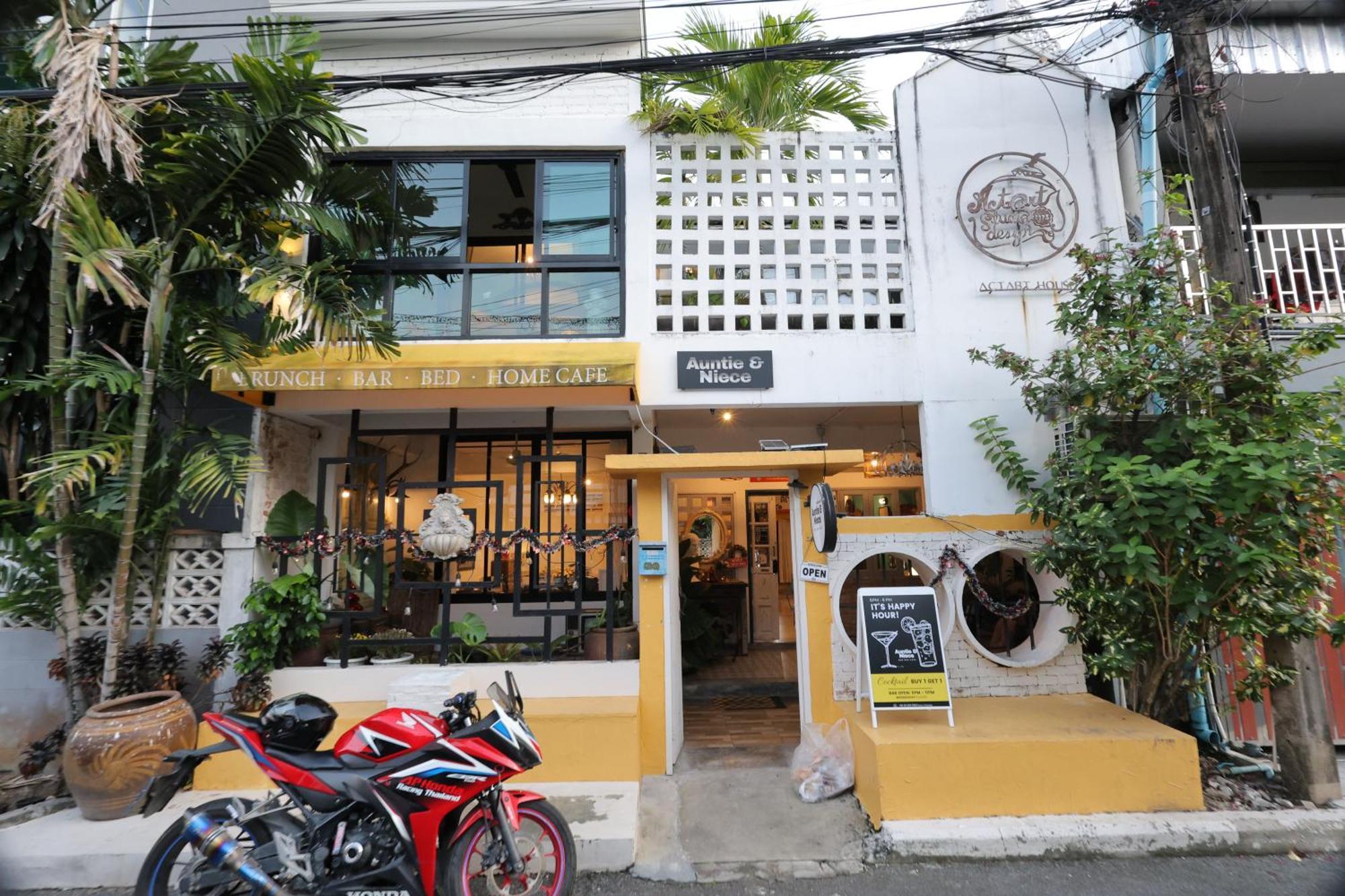 Auntie & Niece Phuket Apartman Ban Sam Kong Kültér fotó